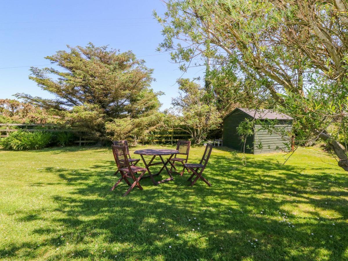 Charming 2 Bed House Near Rhoscolyn Discounts For Villa Holyhead Buitenkant foto