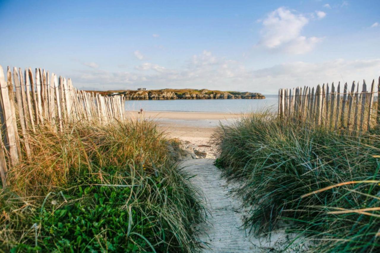 Charming 2 Bed House Near Rhoscolyn Discounts For Villa Holyhead Buitenkant foto